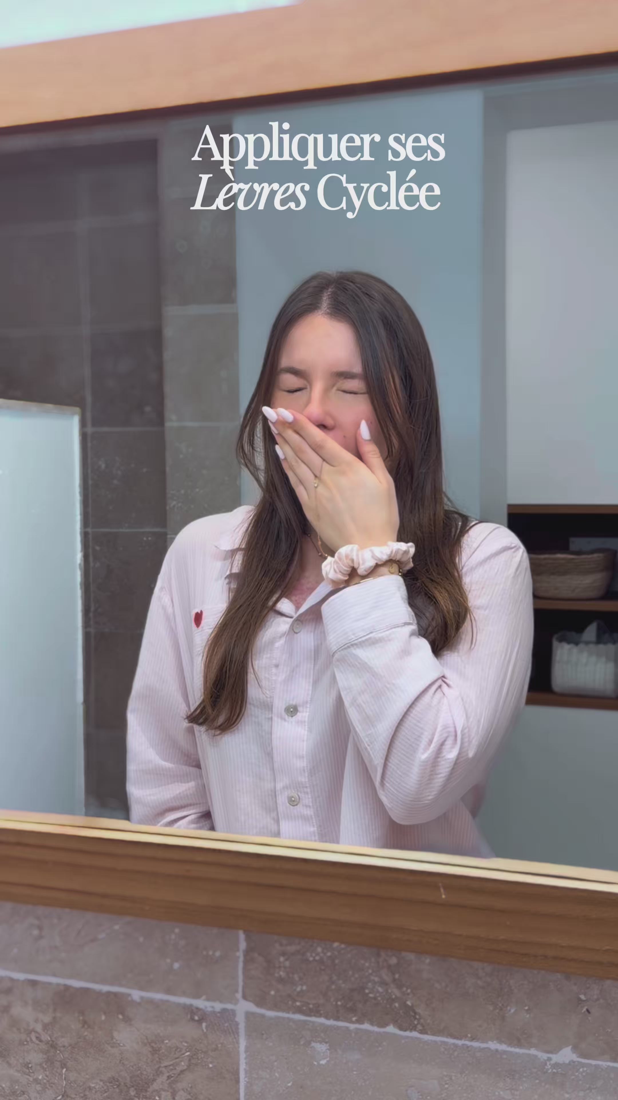 Charger la vidéo : Les Lèvres